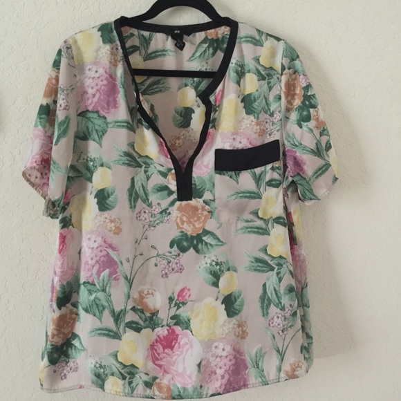 Floral print top