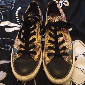 Batgirl converse