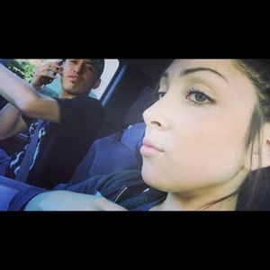 Meet your Posher, Kendra