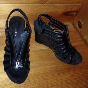 Aerosoles Black Wedge Zip Up