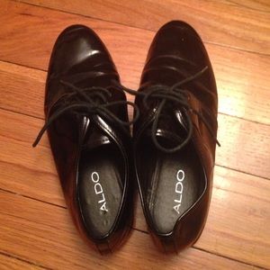 ALDO flat black shoes
