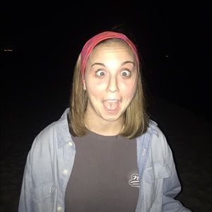 Meet your Posher, Abbey