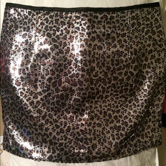 MINI sequin leopard skirt NWT