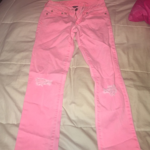 Hot pink American eagle skinny jeans - Picture 2 of 2