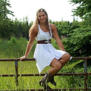 Meet your Posher, Sky