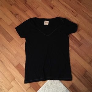 hollister vneck medium