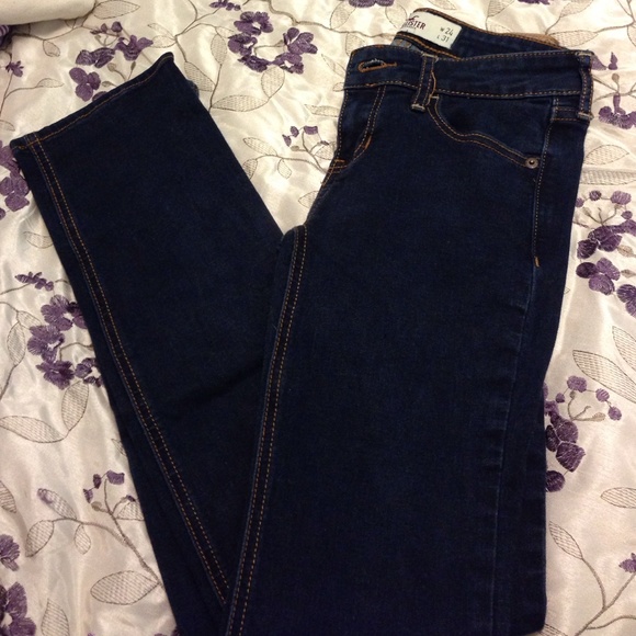 Dark Hollister jeans