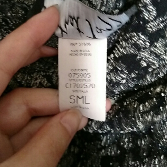 Blouse - Picture 3 of 3