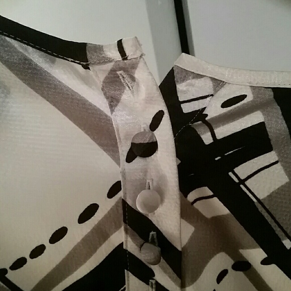 Lane bryant short sleeve top - Picture 3 of 4