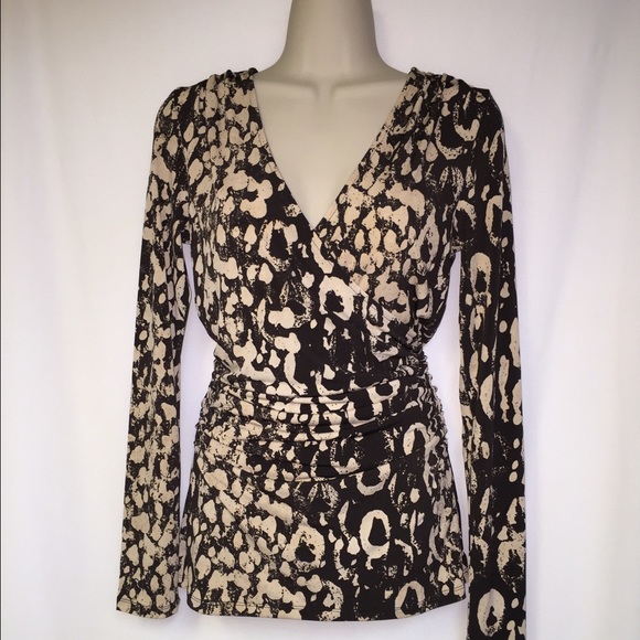 Fitted Faux Wrap Long Sleeve Animal Print Top - Picture 2 of 4