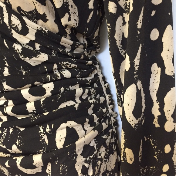 Fitted Faux Wrap Long Sleeve Animal Print Top - Picture 3 of 4