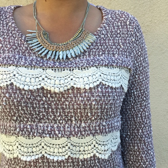HP🎉Lace Sweater Top - Picture 2 of 4