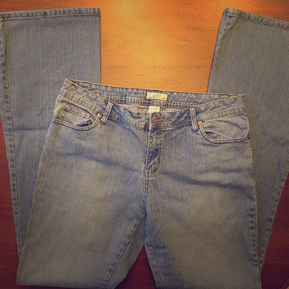 Women's jeans