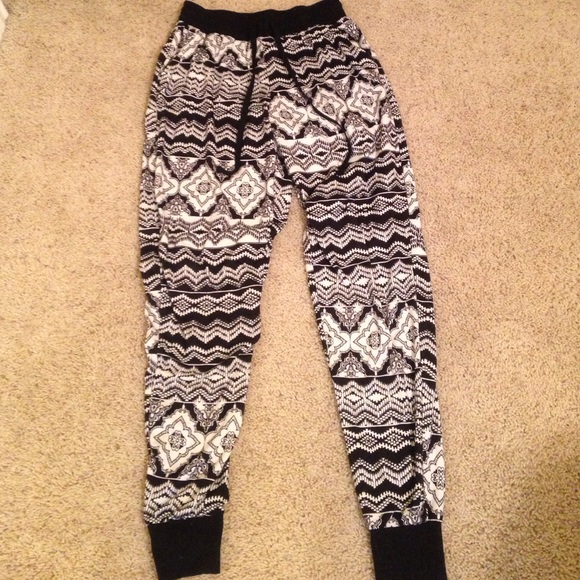 ❄️Harem/Jogger style pants