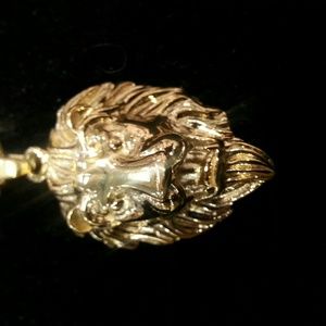 Meet your Posher, Carlton