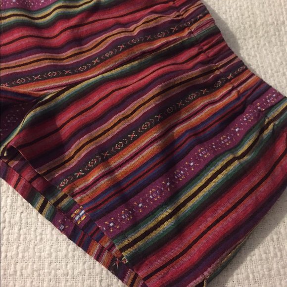 Aztec shorts - Picture 2 of 2