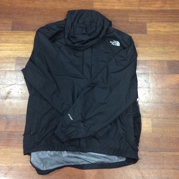 Black north face jacket