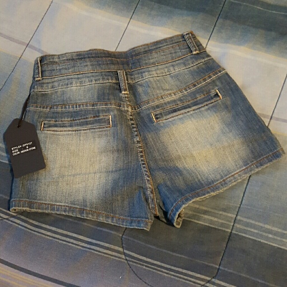 Shorts - Picture 2 of 2