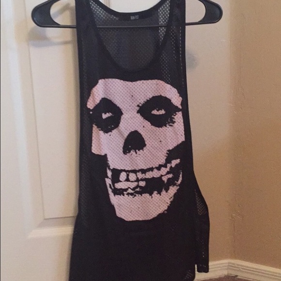 Super comfy cute misfits mesh jersey