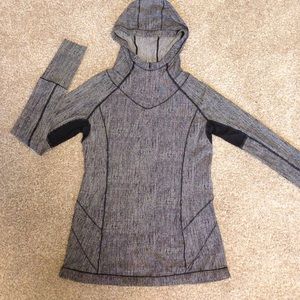Lululemon light weight 1/2 zip running pullover