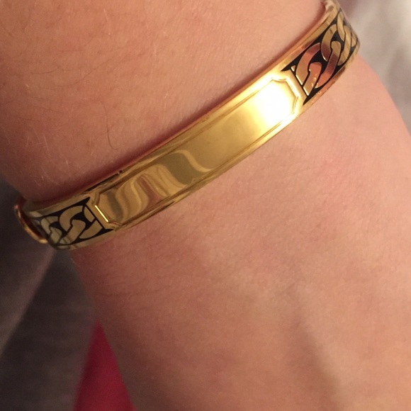 Coach Gold Clasp Bracelet!