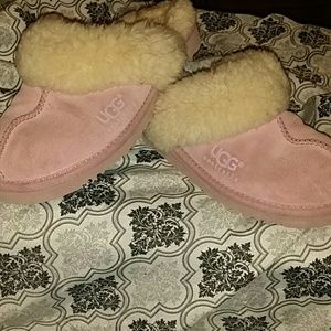 KIDS UGG SLIPPER