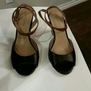 Ann Taylor Peep toe wedges