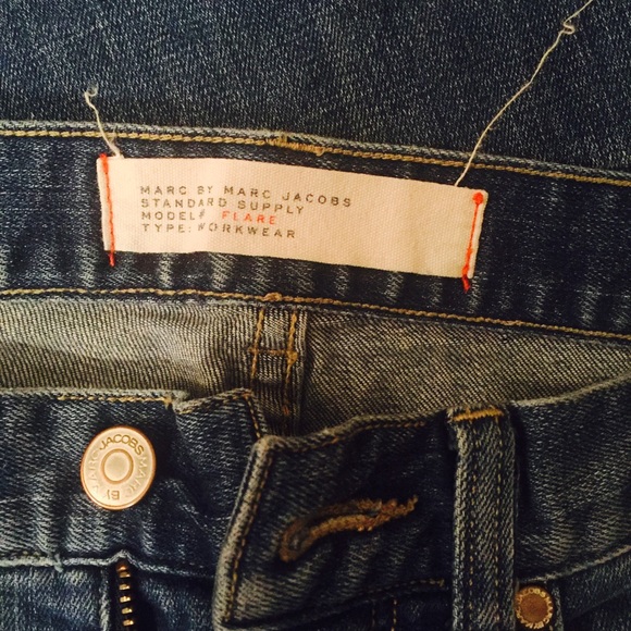 High rise jeans - Picture 2 of 4