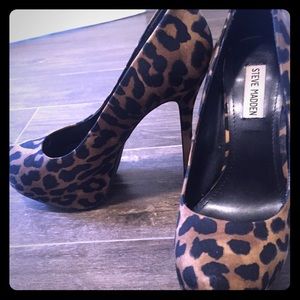 Steve Madden pumps