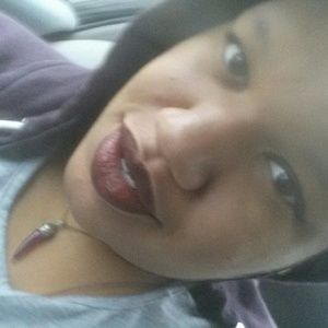 Meet your Posher, Aleisha