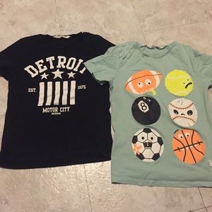 2 boys t shirts