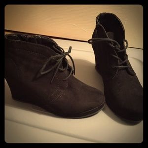 Black Mossimo boots FOR 2Slayer2 ONLY