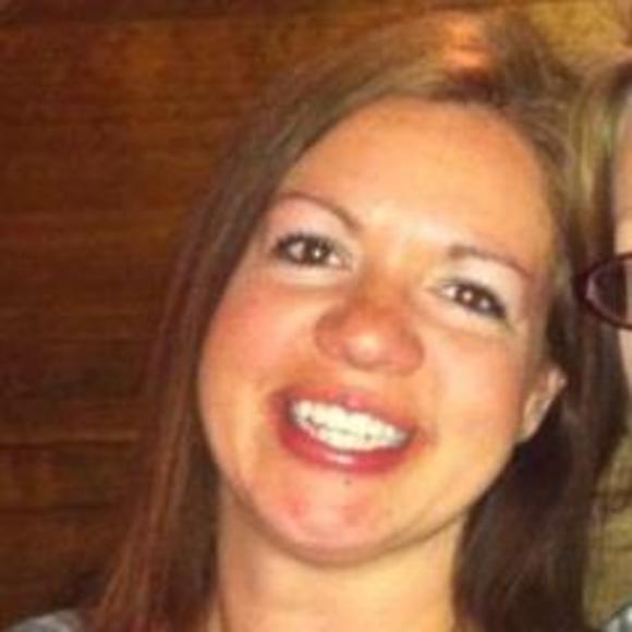 Meet your Posher, Melanie - Picture 2 of 2