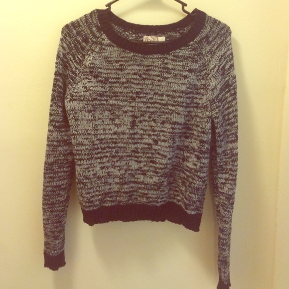 Black and white Sweater