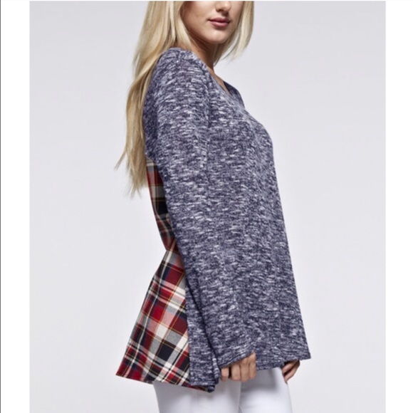 🆕AYLA plaid contrast long sleeve top -NAVY - Picture 2 of 2