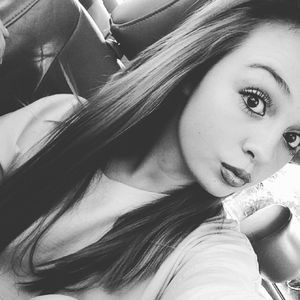 Meet your Posher, Angelica