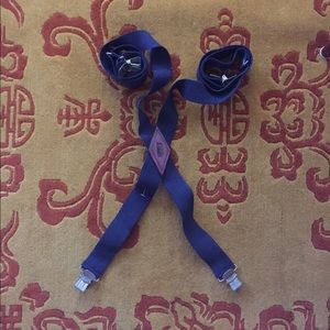 MENS. Levis suspenders.