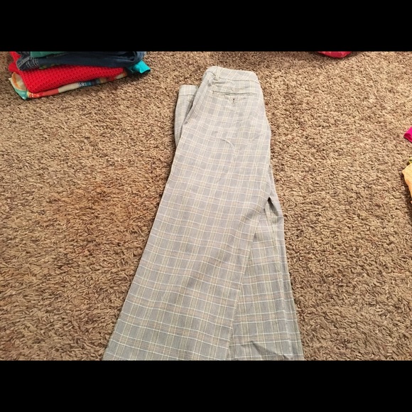 Express Capri - Picture 2 of 3