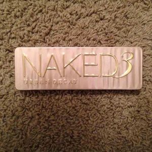 AUTHENTIC Urban Decay Naked3 palette