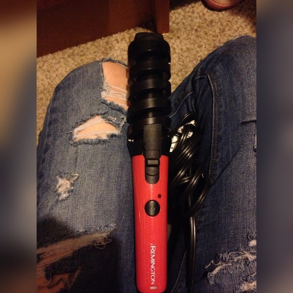 Pink Remington curling wand