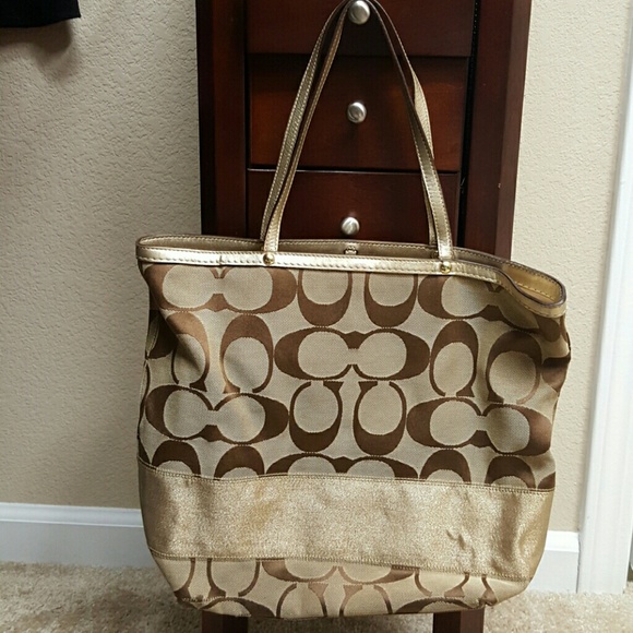 Coach purse