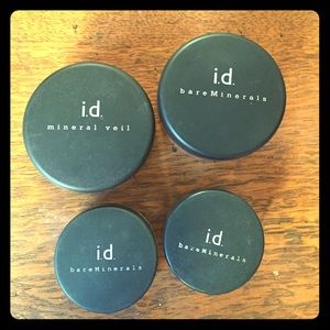 Bare mineral powders