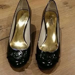 Michael Kors 2.5 in heels