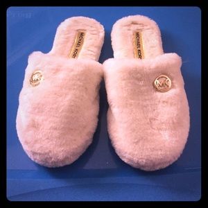 Micheal Kors Slippers