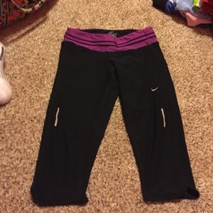 Nike crop leggings