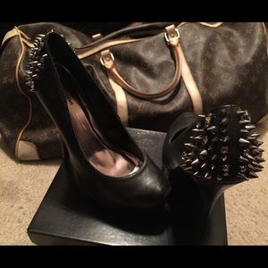 ZigiSoho Heels