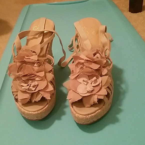Adorable wedges!