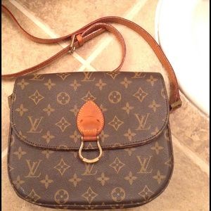 Louis Vuitton cross shoulder bag
