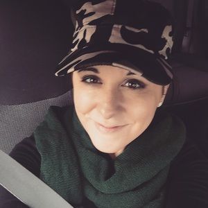 Meet your Posher, Sabrina