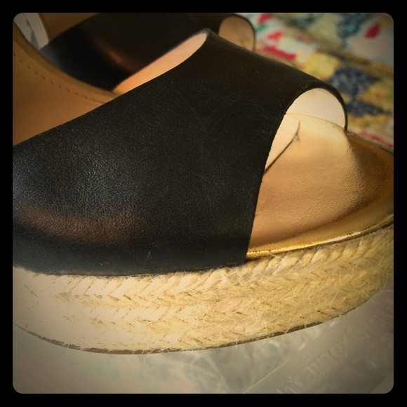 Enzo Angiolini Edge Sandals - Picture 1 of 4